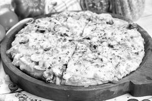 Jain Americano Pizza [8 Inches]