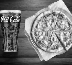 1 Small Pizza+ 1 Coldrink(180Ml)