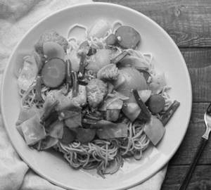 Gravy Chowmein(Chicken)