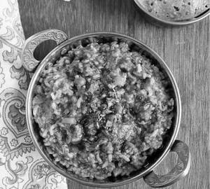 Palak Paneer Khichdi Premium Classic