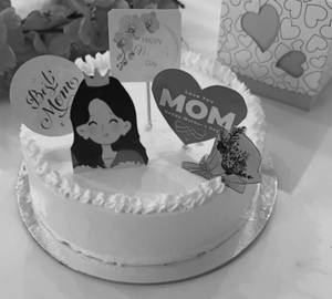 Mothers Day Special Cake