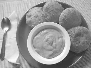 Aamras Poori