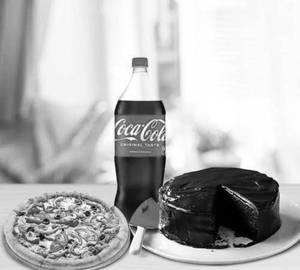 1 Large Pizza+ 2 Cold Coffee+ 1 Chocolava