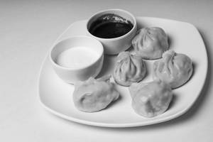 Chicken Momos   5 Pcs
