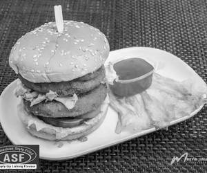 Jumbo Veggie Burger