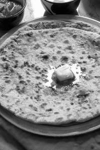 Tawa Aloo Paratha