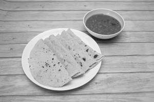 6 Phulka Roti With Rajma Gravy