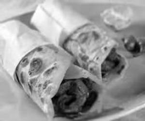Achari Chicken Roll