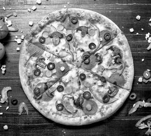 Peri peri paneer pizza