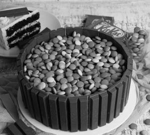 Kitkat Premium Cake [1kg]
