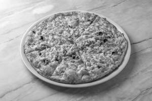 Chicken Seekh Kebab Pizza