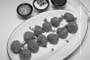 Crunchy Paneer Momo(5Pcs)