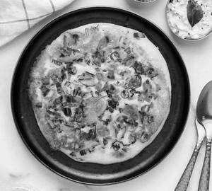 Cheese Onion Tomato Uttapam