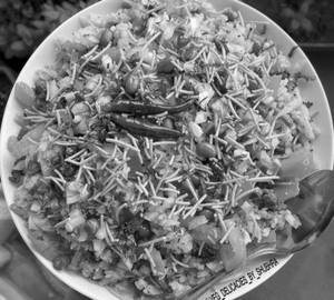 Garmagarm Aloo pyaz matar poha