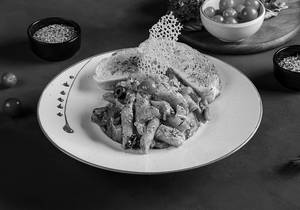 Non Veg Creamy Primavera Pasta