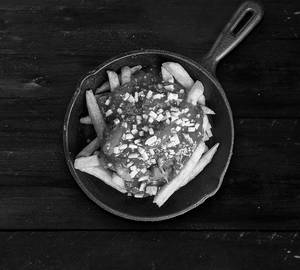 Schezwan Poutine