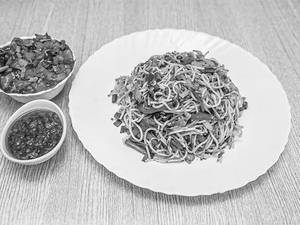 Paneer Chopper Noodles