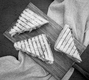 Veggie Delight Sandwich
