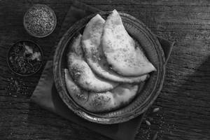 Aligarh House Special Khameeri Roti