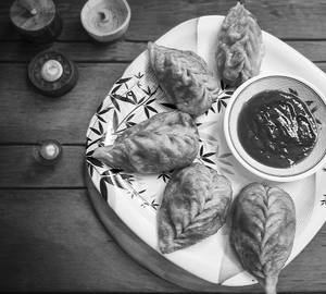 Chicken Fried Momos  [ 10 Pieces ]