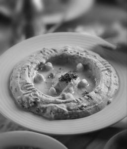 Hummus Beiruti [spiced Hummus]