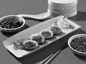 Japanese Mushroom And Cream Cheese Gyoza (Ak)