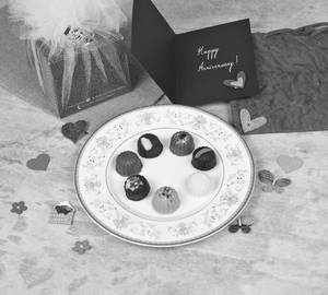 Happy Anniversary Chocolate (Box Of 20)