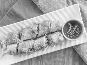 Veg crystal spring roll