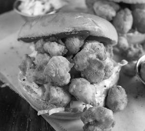 Popcorn Chicken Burger