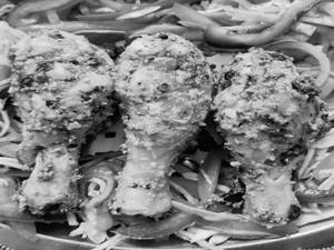 Murgh Kalimirch Tangdi