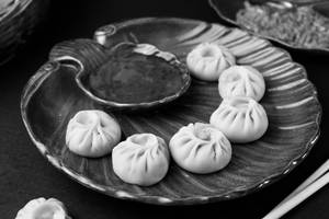 Mutton Steamed Momos [8 Pieces]