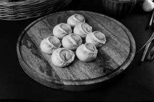 Chicken Steam Momos [8 Pieces]