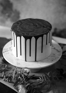 Choco Vanilla Cake