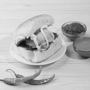 Schezwan Vadapav