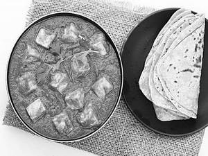 2 Pc Roti With Paneer Makhani