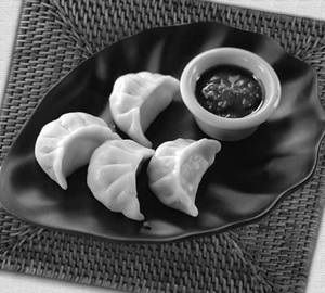Paneer momos [4 pieces]                                                                    