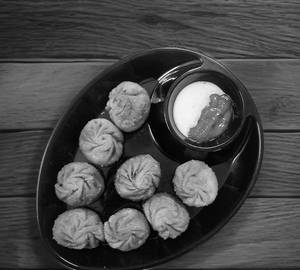 Veg Fried Momos   [ 6 Pieces ]