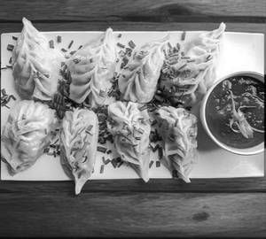 Chicken Steamed Momos  [ 6 pieces ]