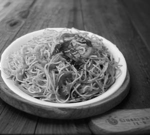 Veg Chilli Garlic Noodles