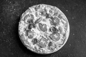 Tomato and Cheese Pizza