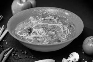 Non Veg Garlic Gravy Noodles