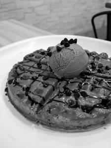 Nutella Overloaded Waffle