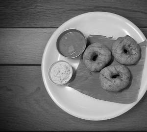 Medu Vada (3 Pcs)