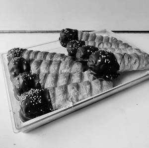 Cream Roll 