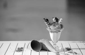 Strawberry Luscious Sundae