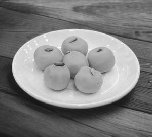 Kesar Peda [100 Grams]