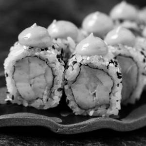 Spicy Avocado Roll