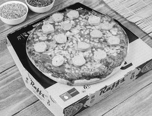 Chicken Sausage Pizza