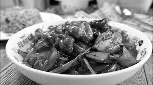 Chicken In Chilly Oyster Sauce [Broccoli,Mushrooms,Signature Dish!!]
