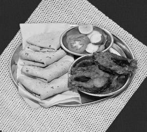 Roti Fish Thali